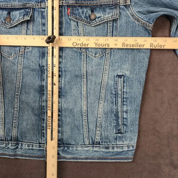 Levis Relaxed Fit Denim Trucker‎ Jacket Mens Small Light Wash Blue Jean - Picture 11 of 16